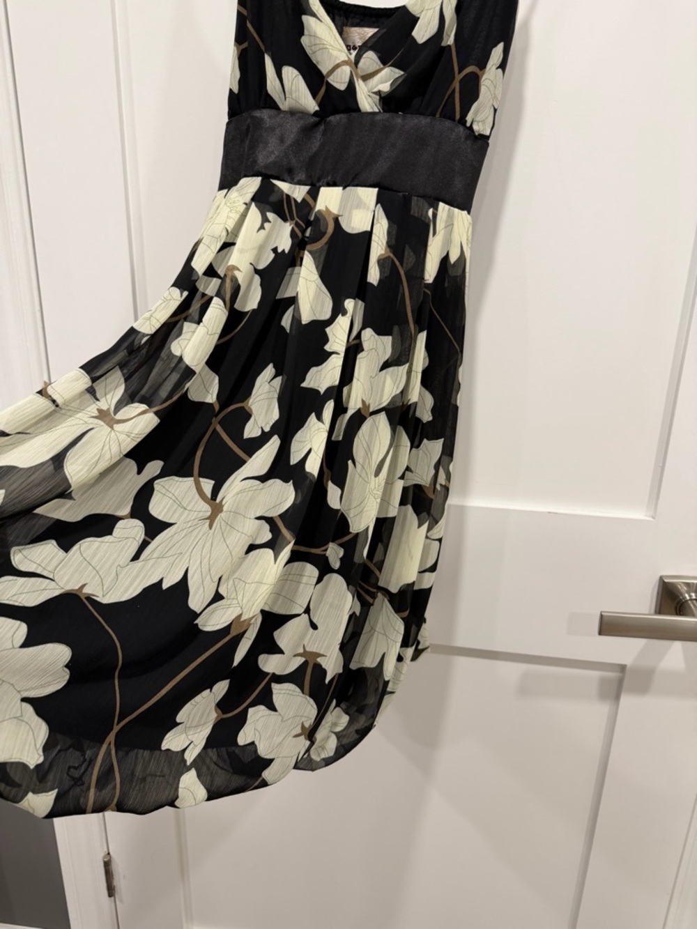 Costa Blanca Black Dress with Cream Floral Print - Picture 11 of 16